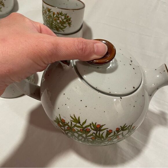 Takahashi vintage floral pattern gray speckled stoneware tea pot with 4 teacups - Picture 14 of 16